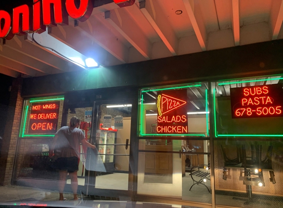 Gionino's Pizzeria - Kent, OH