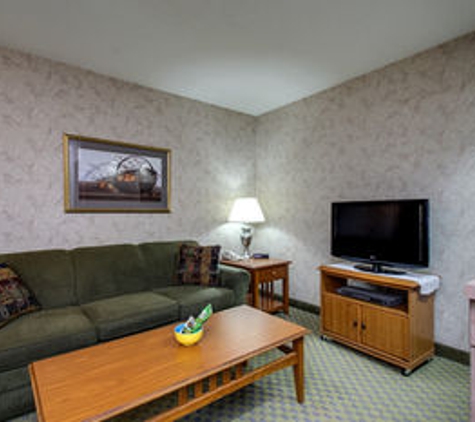 EverSpring Inn & Suites - Oskaloosa, IA