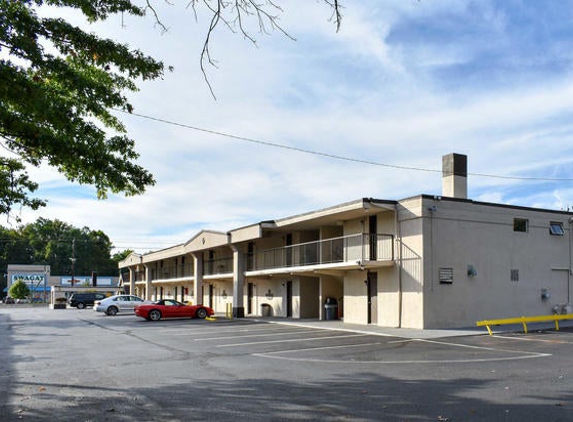 Econo Lodge - Bordentown, NJ