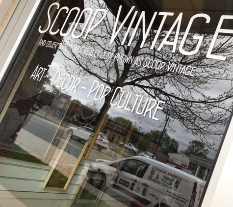 Scoop Vintage - Clawson, MI