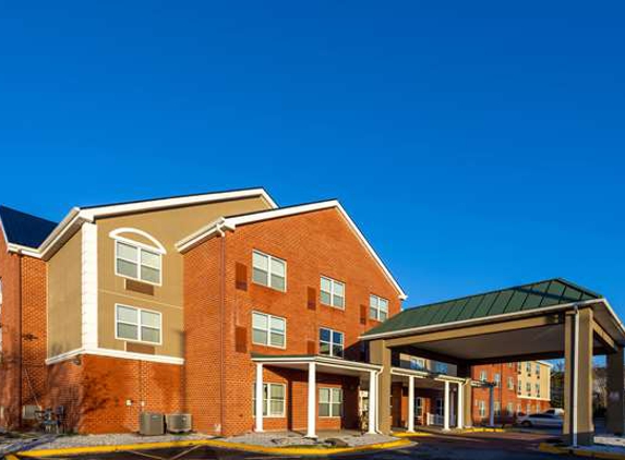 Wingate by Wyndham Waldorf/National Harbor - Waldorf, MD