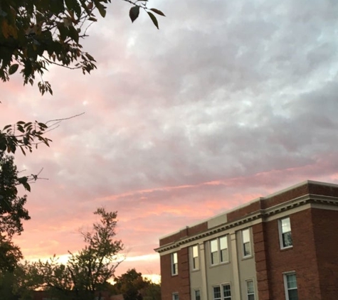 Manor House Apartments - Alexandria, VA