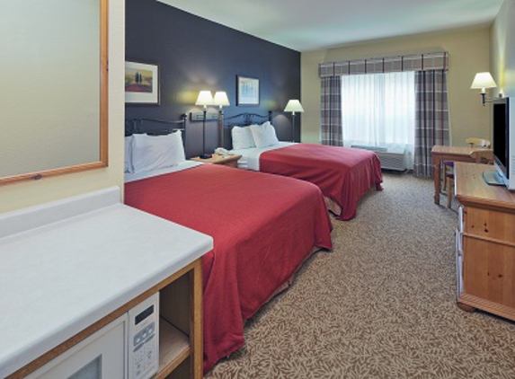 Country Inns & Suites - Germantown, WI