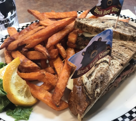 Black Bear Diner - Saint Charles, MO. Great Pattty melt! Excellent Sweet Potato fries!