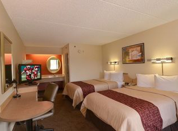 Red Roof Inn - Middleburg Heights, OH