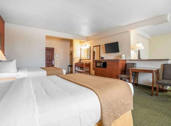 Quality Inn Winnemucca - Model T Casino - Winnemucca, NV