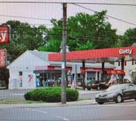 Getty gas/ Ricciardi Automotive - Doylestown, PA