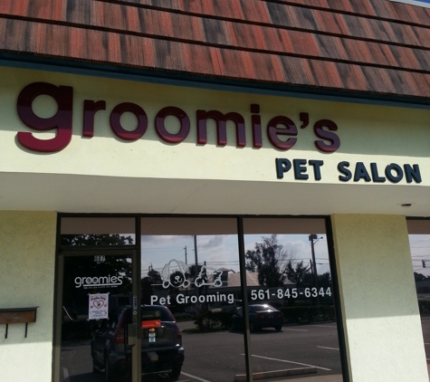 Groomies Pet Salon - North Palm Beach, FL