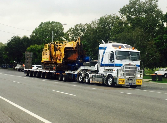 Dunstan's Low Loader Haulage - Luscombe, QLD