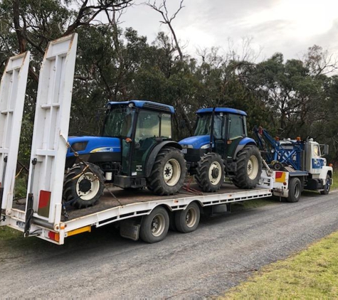 Squires Towing Service - Tooradin, VIC