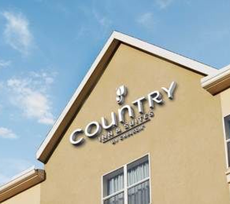 Country Inns & Suites - Brooklyn Center, MN