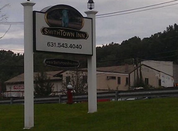 Towne House Motor Inn - Smithtown, NY