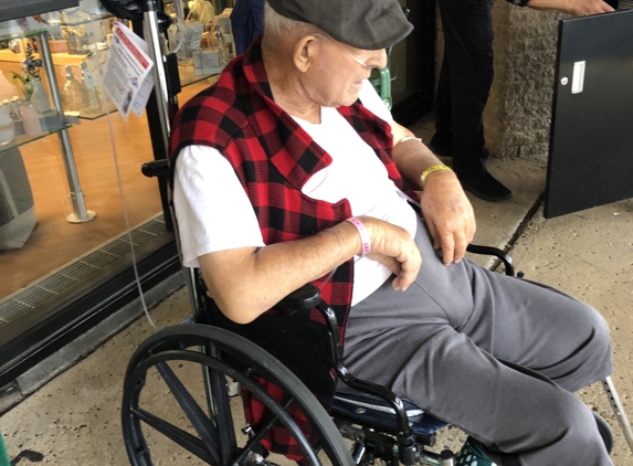 Lifeline Medical Services - Conshohocken, PA. My 90-year-old dad waiting for almost an hour with no transport.   They were full of excuses about picking up my father when promised.