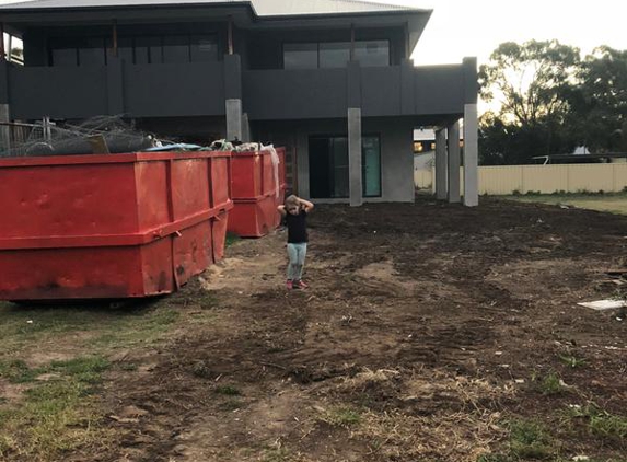 Big Maxi Skips - Londonderry, NSW. Clean up after delivery of 2 x 10 cube bins