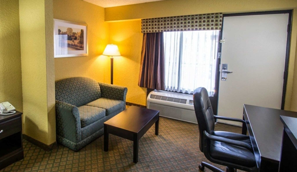 Quality Inn & Suites Orlando Airport - Orlando, FL