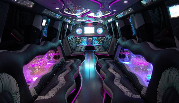 Cheap Limos Tampa Florida - Rocky Point, FL