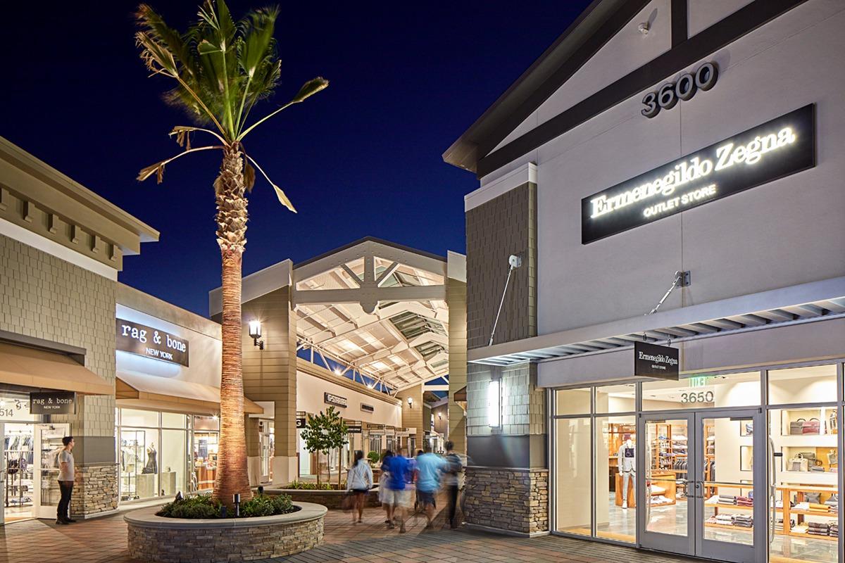 MICHAEL KORS OUTLET - 2774 Livermore Outlets Dr, Livermore