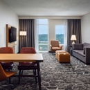 Embassy Suites by Hilton Hampton Convention Center - Hotels