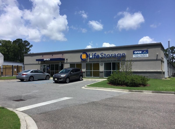 Life Storage - Summerville, SC