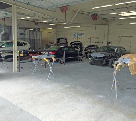 Valley Motor Center Autobody - Van Nuys, CA