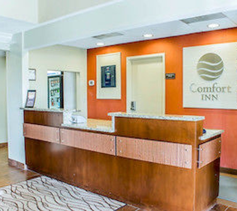 Comfort Inn Fayetteville West Near Fort Liberty - Fayetteville, NC