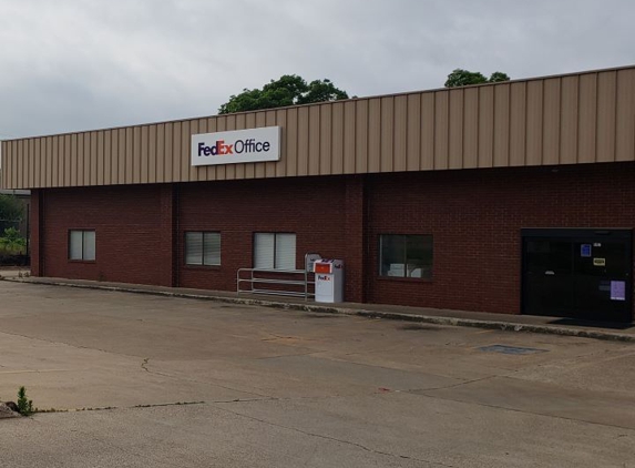 FedEx - Texarkana, TX