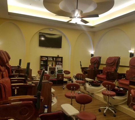 FNF Nail Spa - Plantation, FL