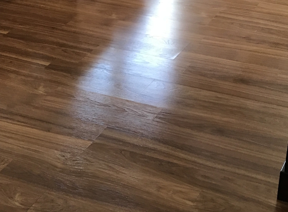 Summerville Maids - Augusta, GA. Hardwood Floor after mopping
