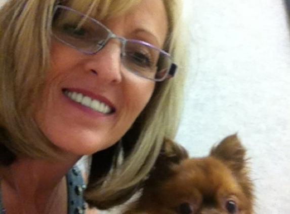 Yolinda Animal Hospital - Placentia, CA