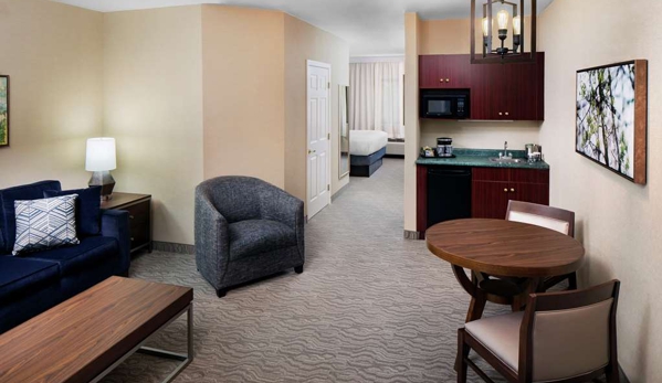 DoubleTree by Hilton Nashua - Nashua, NH