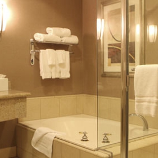 Best Western Plus Bayside Hotel - Oakland, CA