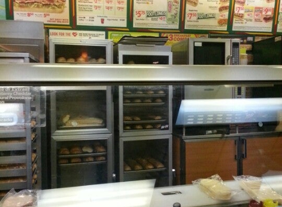 Subway - Miami Beach, FL