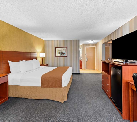 Best Western Cascadia Inn - Everett, WA