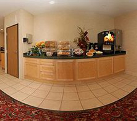 Quality Inn near Northtown Mall & National Sports Center - Minneapolis, MN