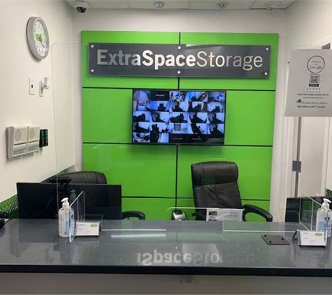 Extra Space Storage - New York, NY