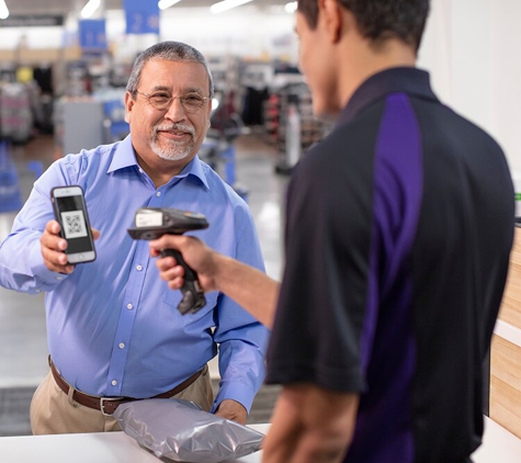 FedEx Office Print & Ship Center - Shelby Township, MI