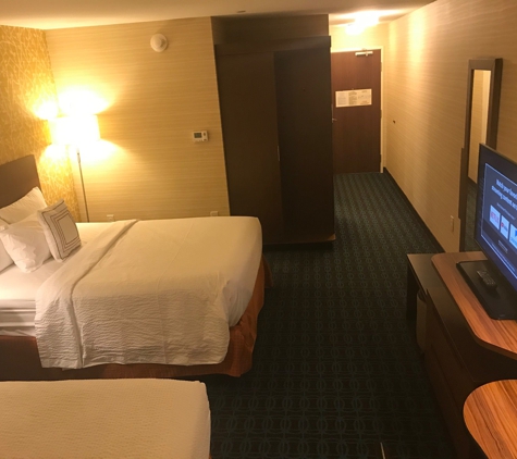 Fairfield Inn & Suites - Pittsburgh, PA