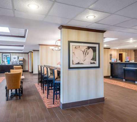 Hampton Inn Parkersburg-Mineral Wells - Mineral Wells, WV