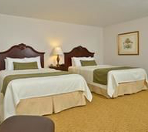 Best Western Plus Steeplegate Inn - Davenport, IA