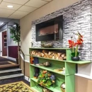 Ramada by Wyndham Jersey City - Hotels