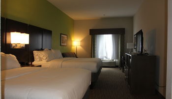 Holiday Inn Express & Suites Sweetwater - Sweetwater, TN