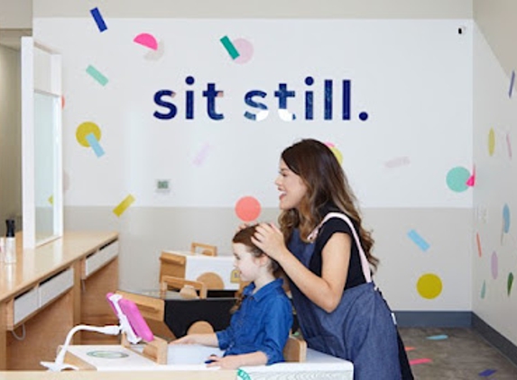 Sit Still Kids Salon-Brooklyn (Greenpoint) - Brooklyn, NY