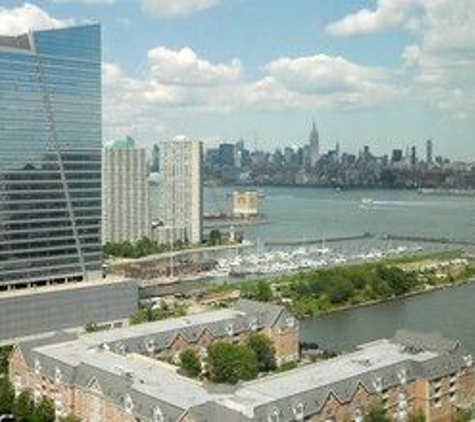 Global Luxury Suites at Newport - Jersey City, NJ