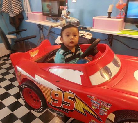 Pelitos Hair Salon for Kids & Adults - Montebello, CA