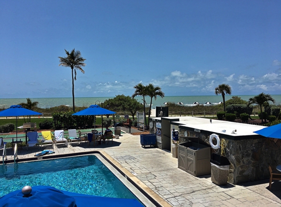 The Upper Deck Pool Bar - Sanibel, FL