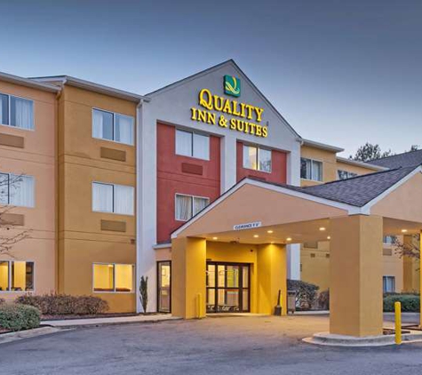 Quality Inn & Suites Birmingham - Highway 280 - Birmingham, AL