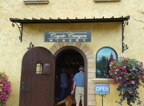 Coyote Canyon Winery - Prosser, WA