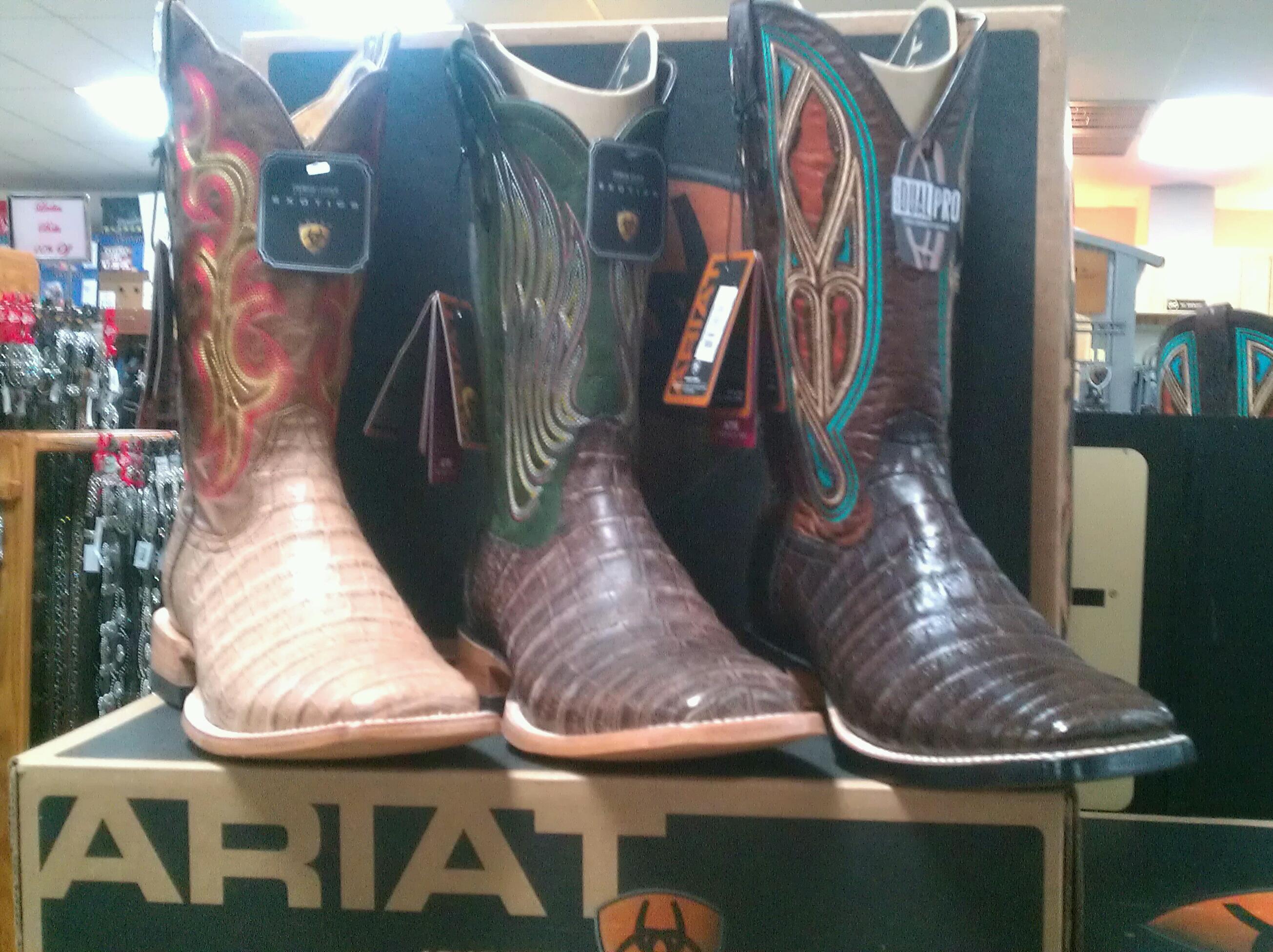 corral western wear outlets