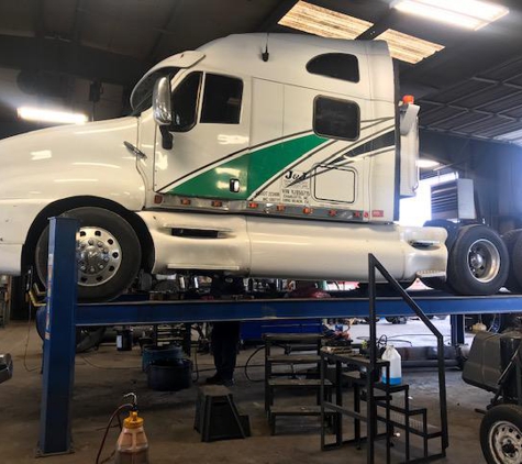 Stone Truck Center - Florence, SC