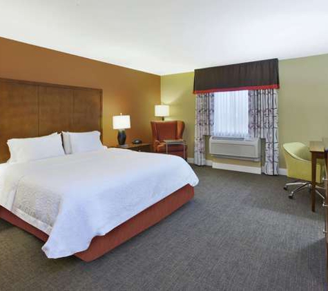 Hampton Inn & Suites Wichita-Northeast - Wichita, KS